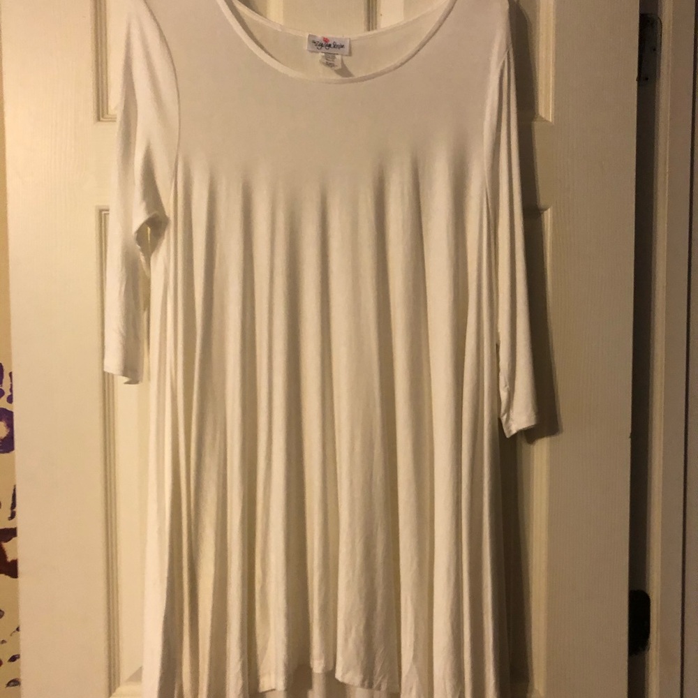 SOLD - NWOT Zig Zag Stripe Tunic